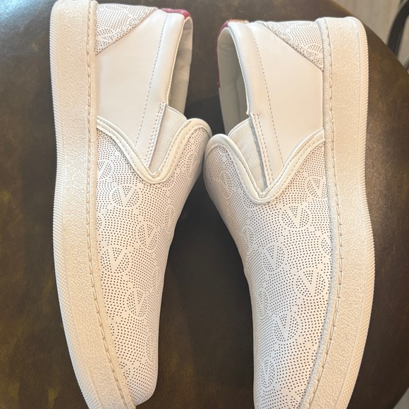 Valentino White and Pink Textured Slip-On BRAND NEW - Picture 3 of 8
